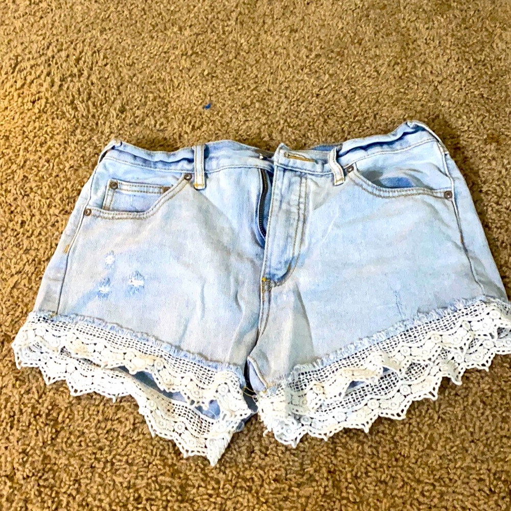 Free people lace short
